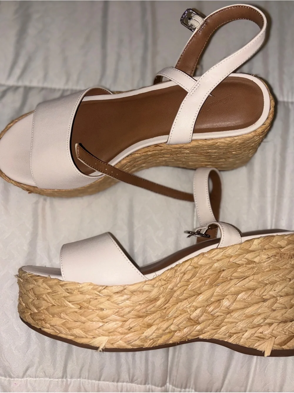 Universal Thread Cream Espadrille Platform Sandals